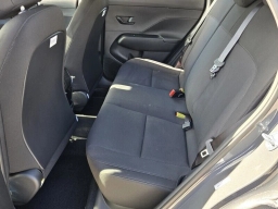 Hyundai Kona SE FWD 2026