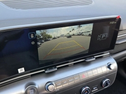 Hyundai Kona SE FWD 2026