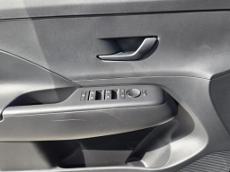 Hyundai Kona SE FWD 2026