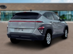 Hyundai Kona SE FWD 2026