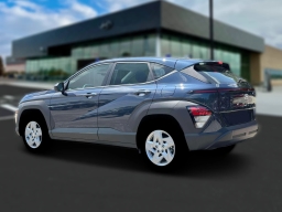 Hyundai Kona SE FWD 2026