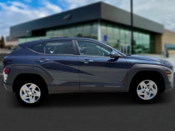 Hyundai Kona SE FWD 2026