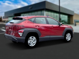 Hyundai Kona SE FWD 2026