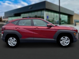 Hyundai Kona SE FWD 2026