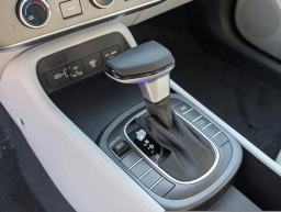 Hyundai Kona SE FWD 2026