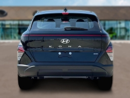 Hyundai Kona SE AWD 2026