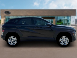 Hyundai Kona SE AWD 2026