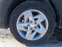 Hyundai Kona SE AWD 2026