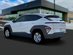 Hyundai Kona SE AWD 2026