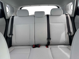 Hyundai Kona SE AWD 2026