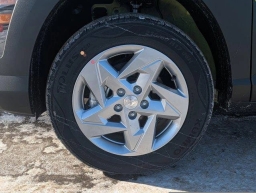 Hyundai Kona SE AWD 2026