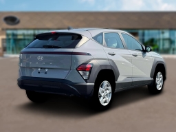 Hyundai Kona SE AWD 2026