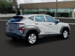 Hyundai Kona SE AWD 2026