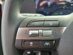 Hyundai Kona Electric SE FWD 2025