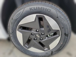 Hyundai Kona Electric SEL FWD 2025