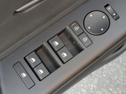 Hyundai Kona Electric SEL FWD 2025