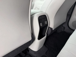 Hyundai Kona Electric SEL FWD 2025