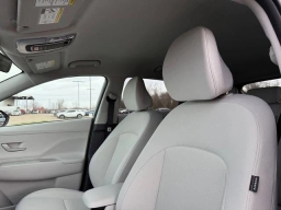 Hyundai Kona Electric SEL FWD 2025