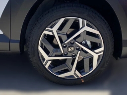 Hyundai Kona SEL Premium FWD 2026