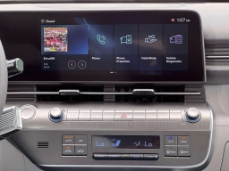 Hyundai Kona SEL Premium FWD 2026