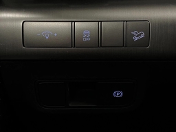 Hyundai Kona SEL Premium AWD 2026