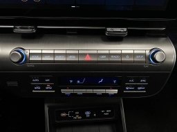 Hyundai Kona SEL Premium AWD 2026