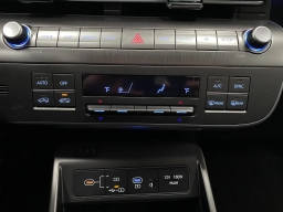 Hyundai Kona SEL Premium AWD 2026