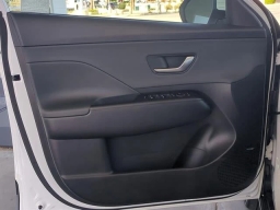 Hyundai Kona Limited FWD 2026