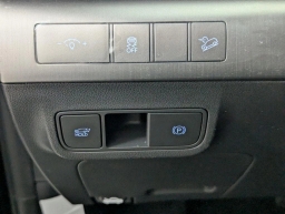 Hyundai Kona Limited AWD 2026