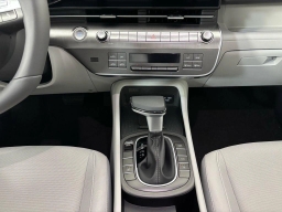 Hyundai Kona SEL Sport FWD 2026