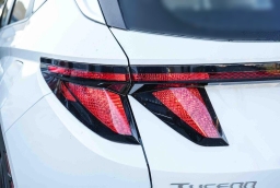 Hyundai Tucson Hybrid Blue SE AWD 2026