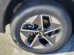 Hyundai Tucson Hybrid SEL AWD 2026