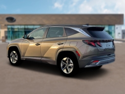 Hyundai Tucson Hybrid SEL AWD 2026