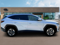 Hyundai Tucson Hybrid SEL AWD 2026