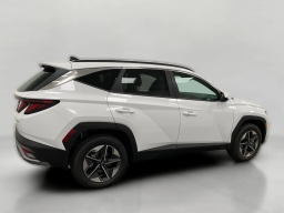 Hyundai Tucson Hybrid SEL AWD 2026