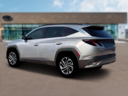 Hyundai Tucson Hybrid Limited AWD 2026