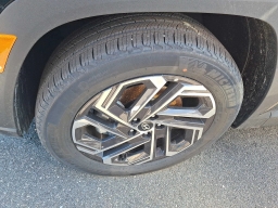 Hyundai Tucson Hybrid Limited AWD 2026