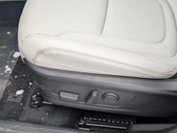 Hyundai Tucson Hybrid Limited AWD 2026