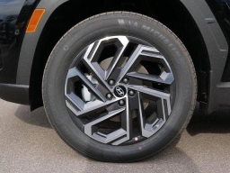 Hyundai Tucson Hybrid Limited AWD 2026