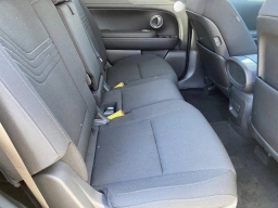 Hyundai Palisade SE FWD 2026