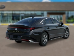 Hyundai Sonata SE FWD 2026