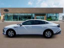 Hyundai Sonata SE FWD 2026