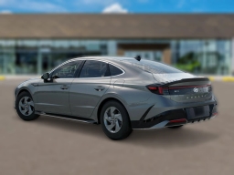 Hyundai Sonata SE FWD 2026