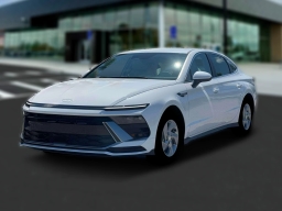 Hyundai Sonata SE FWD 2026