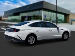 Hyundai Sonata SE FWD 2026