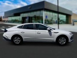 Hyundai Sonata SE FWD 2026