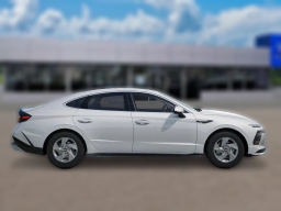 Hyundai Sonata SE FWD 2026