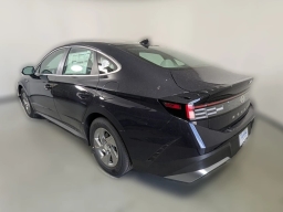 Hyundai Sonata SE FWD 2025