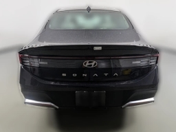 Hyundai Sonata SE FWD 2025
