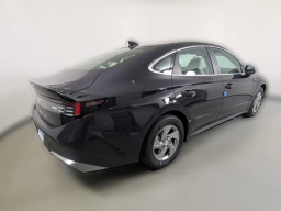 Hyundai Sonata SE FWD 2025